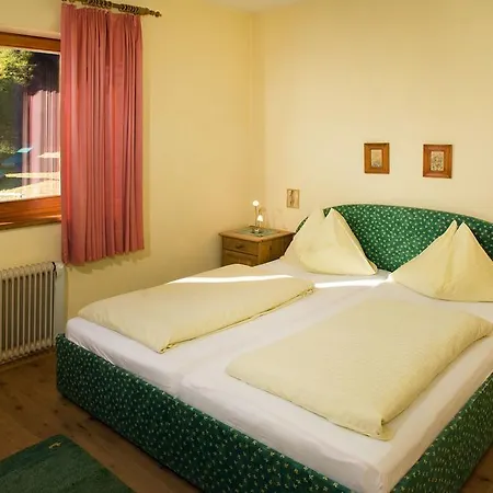 Daire Appartementhaus Turracher Hohe